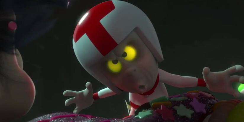 Turbo looming over Vanellope in 'Wreck-It Ralph' 