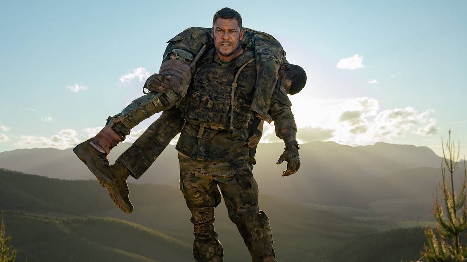 'Reacher's Alan Ritchson Goes 'Edge of Tomorrow' in High-Octane Trailer for "Biggest Netflix Movie Ever"