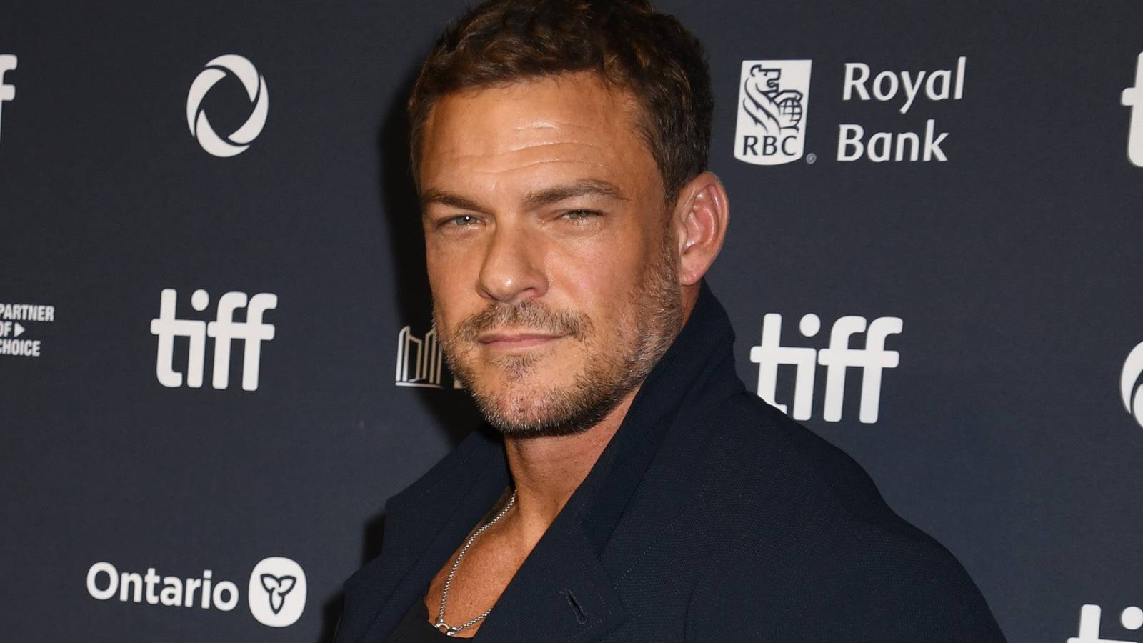 El reemplazo de Alan Ritchson para ‘Reacher’ de R Kalwe asume oficialmente el control en solo 2 meses El reemplazo de Alan Ritchson para ‘Reacher’ de R Kalwe asume oficialmente el control en solo 2 meses
