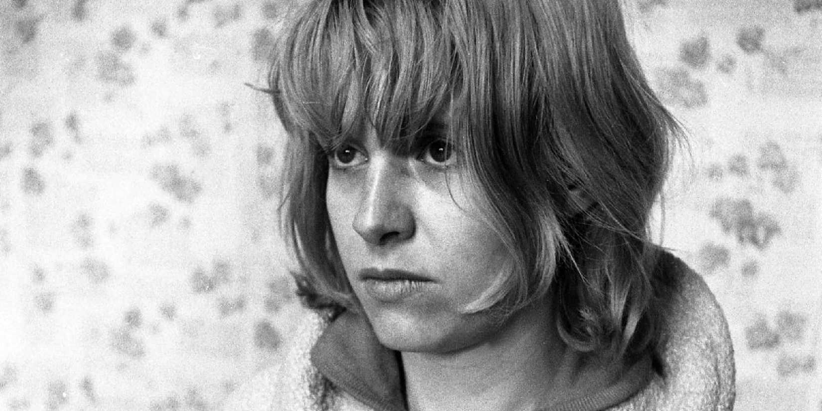 Carol White as Cathy in Cathy Come Home close-up still