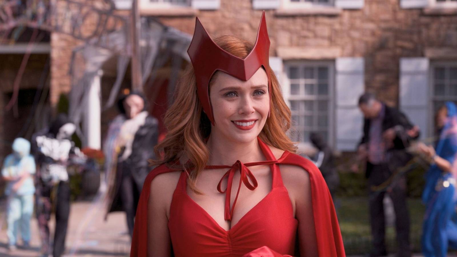 Scarlet Witch vereint sich offiziell wieder mit Agatha Harkness ...