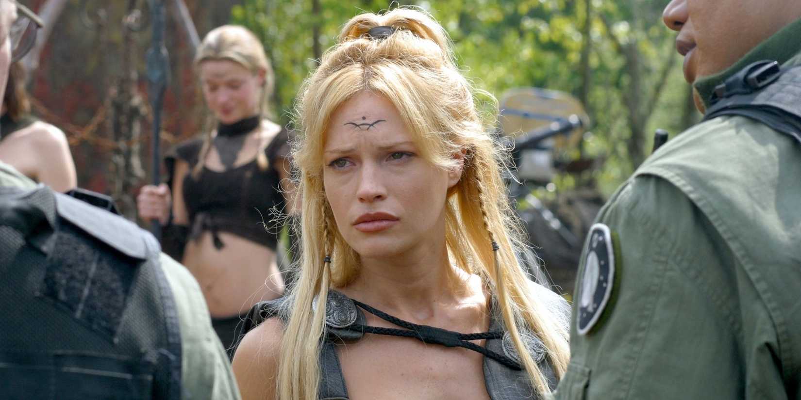 STARGATE SG-1, Jolene Blalock, 'Birthright', (Season 7), 1997-2007. © MGM Television Prod. / Courtesy: Everett Collection