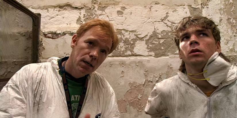 David-Caruso-Brendan-Sexton-III-Phil and Jeff sitting on the floor and looking up with confused expressions in Session 9.-9 (1)