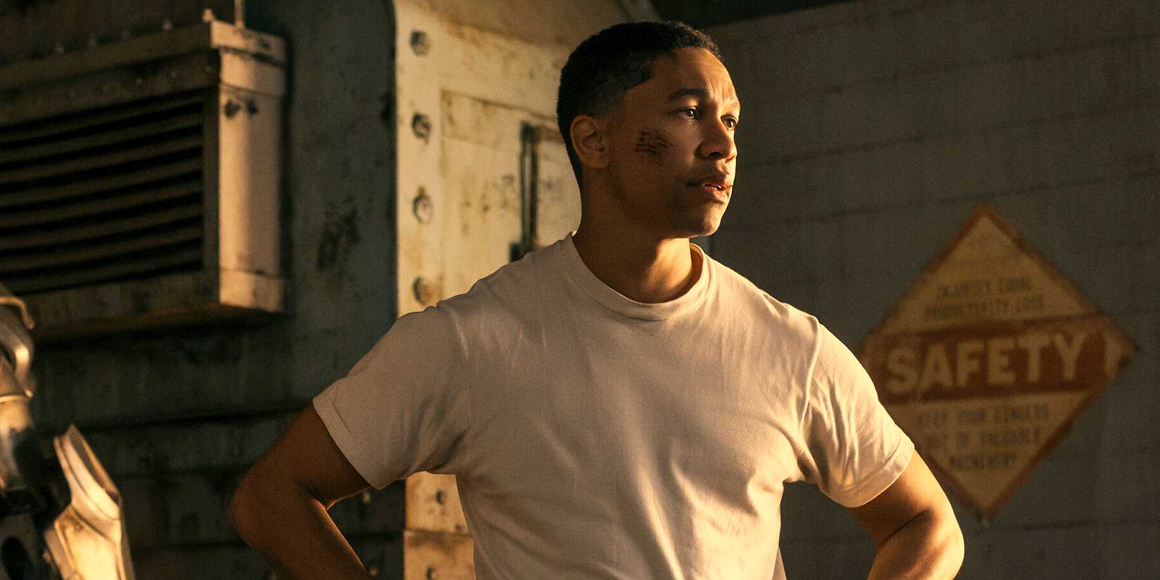 Aaron Moten as Maximus in Fallout Season 2