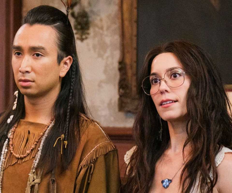 ghosts-season-5-episode-11-roman-zaragoza-sheila-carrasco