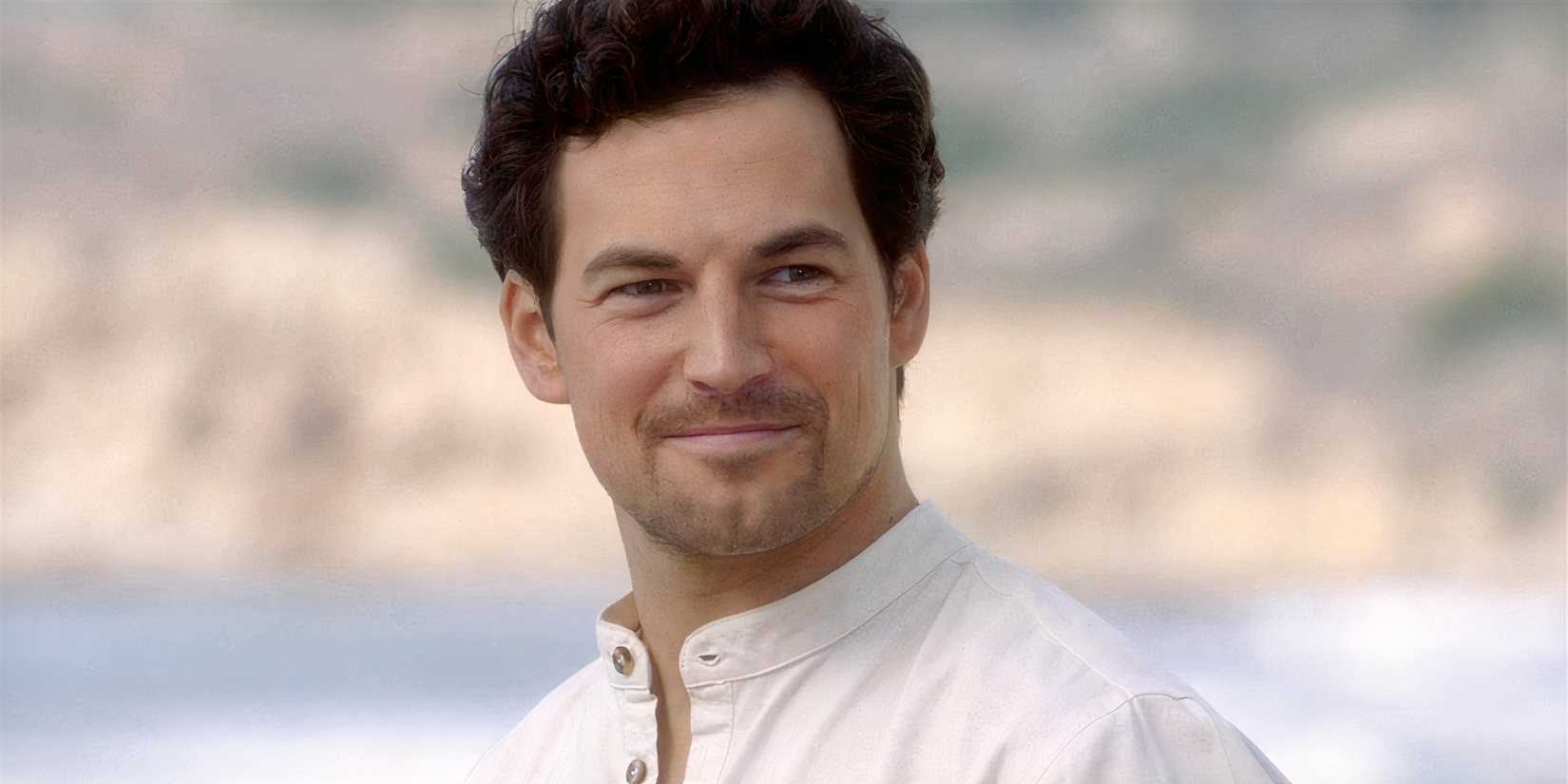 Giacomo Gianniotti as Andrew DeLuca at Meredith's beach in Grey's Anatomy Season 17.