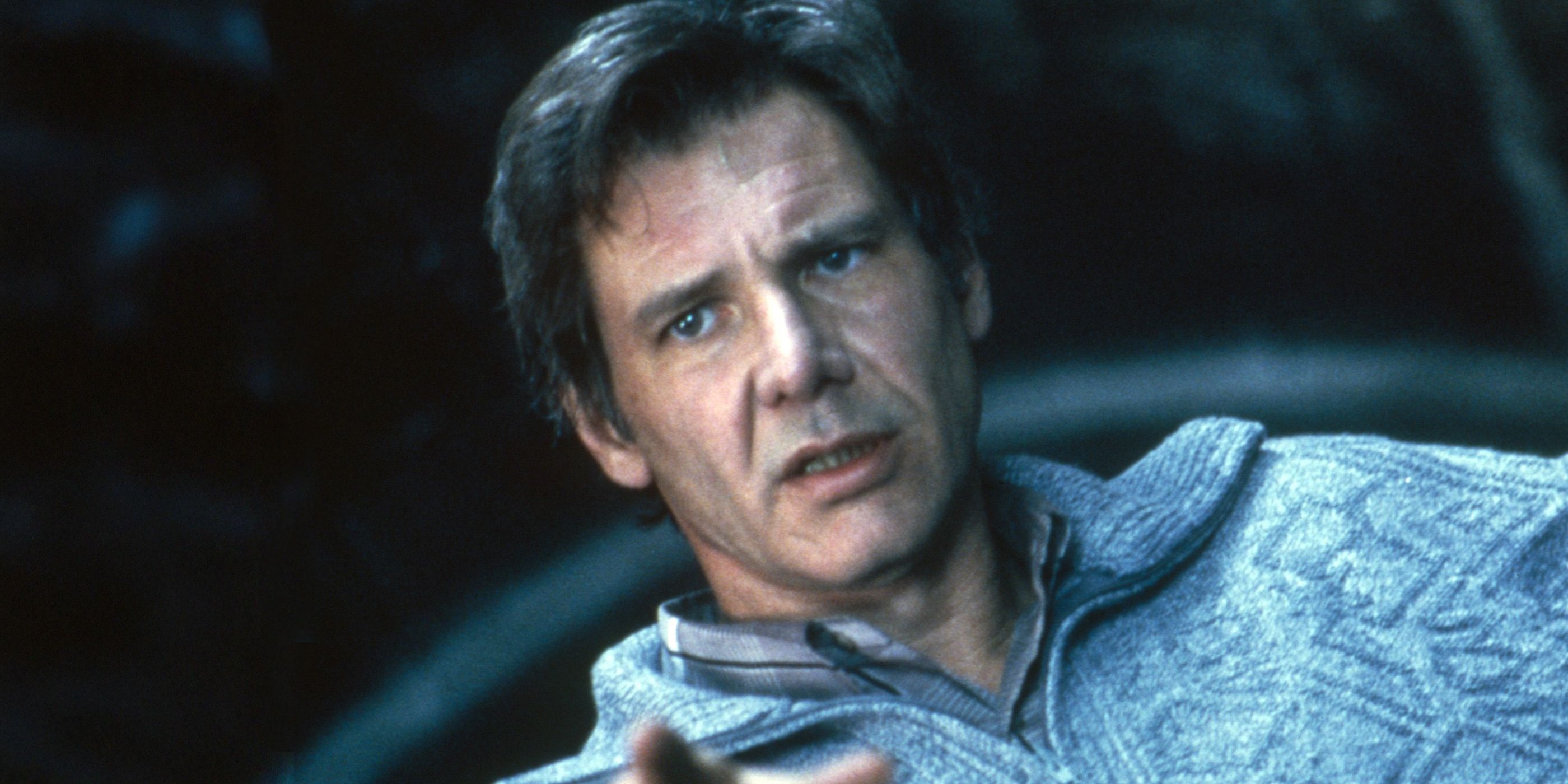 This Ambitious 1-Season Sci-Fi Thriller Feels Like 'The Fugitive' Meets 'The X-Files'