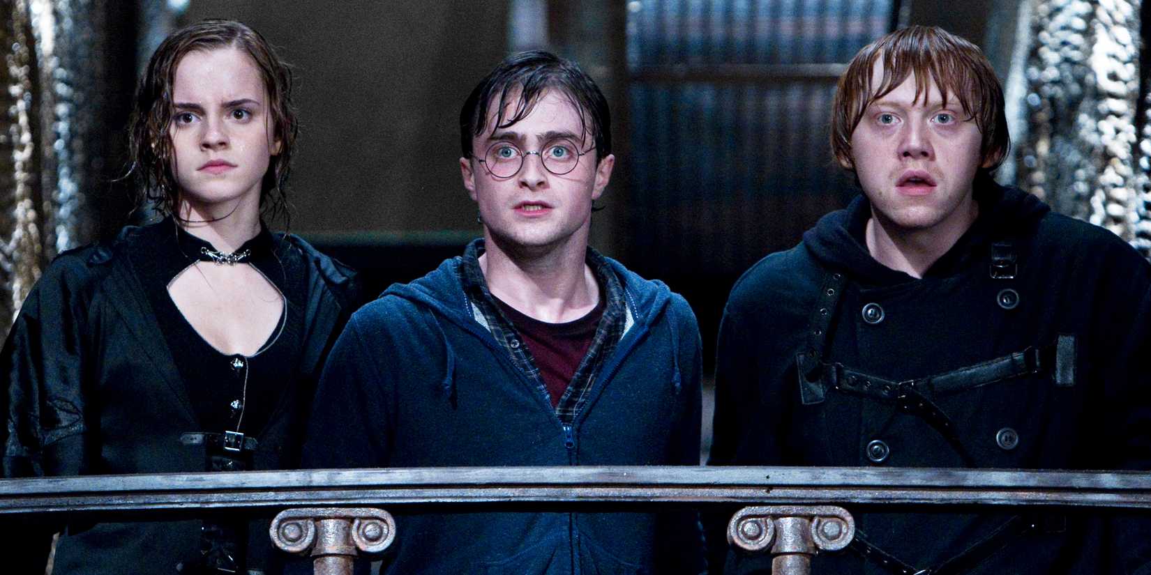 Hermione, Harry, an Ron dripping wet