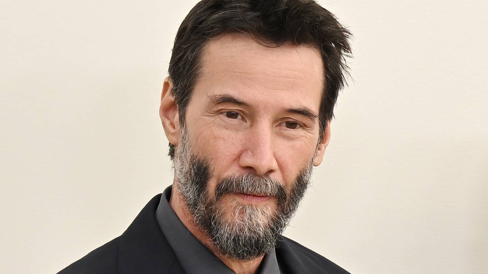 Keanu Reeves' Longest Movie Ever Is Aging Like Fine Wine on a Brand-New Streamer