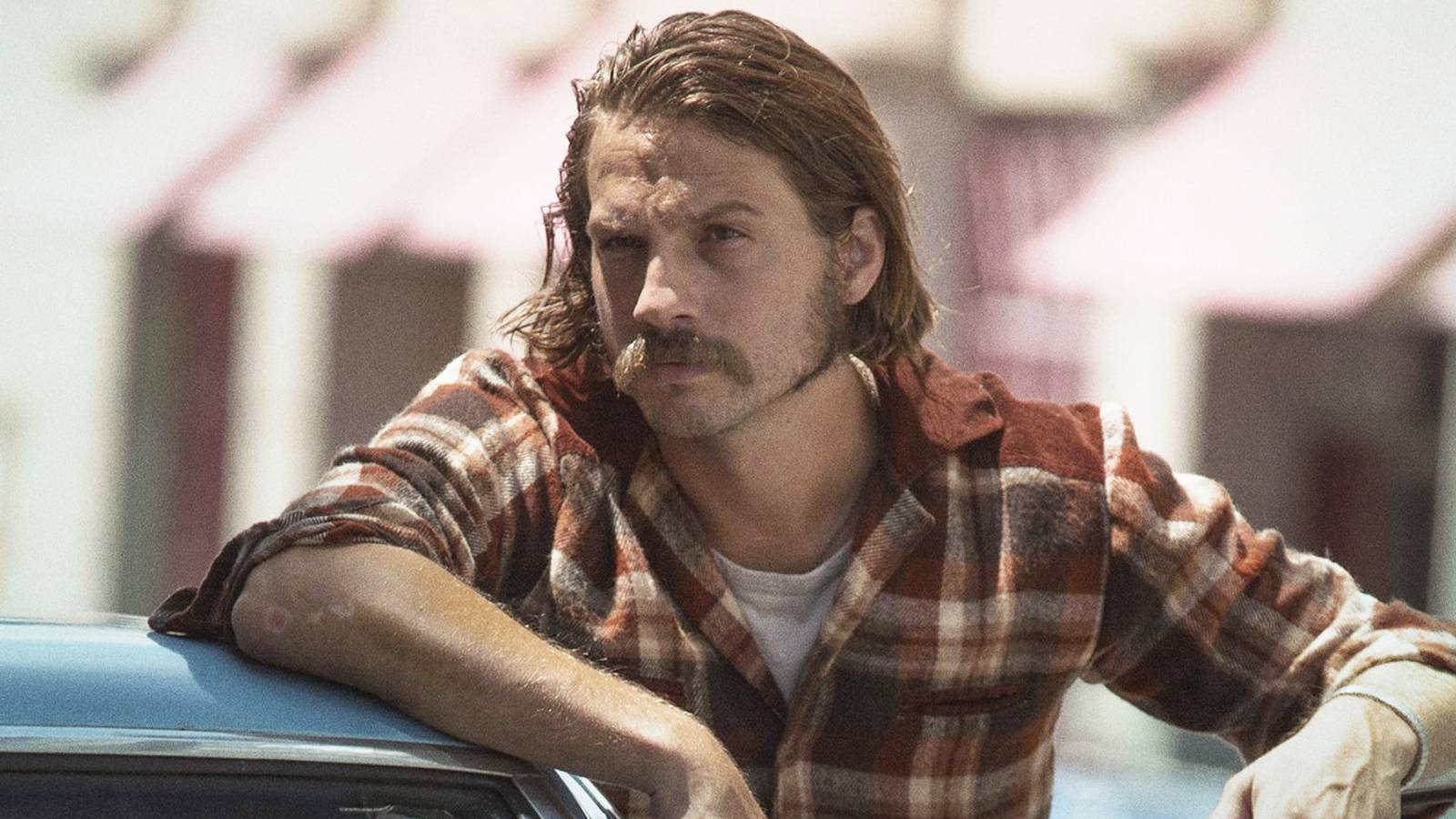 This Forgotten Neo-Noir War Thriller With a 'Marshals' Star Should've Been a Huge Hit Show 10 Years Ago