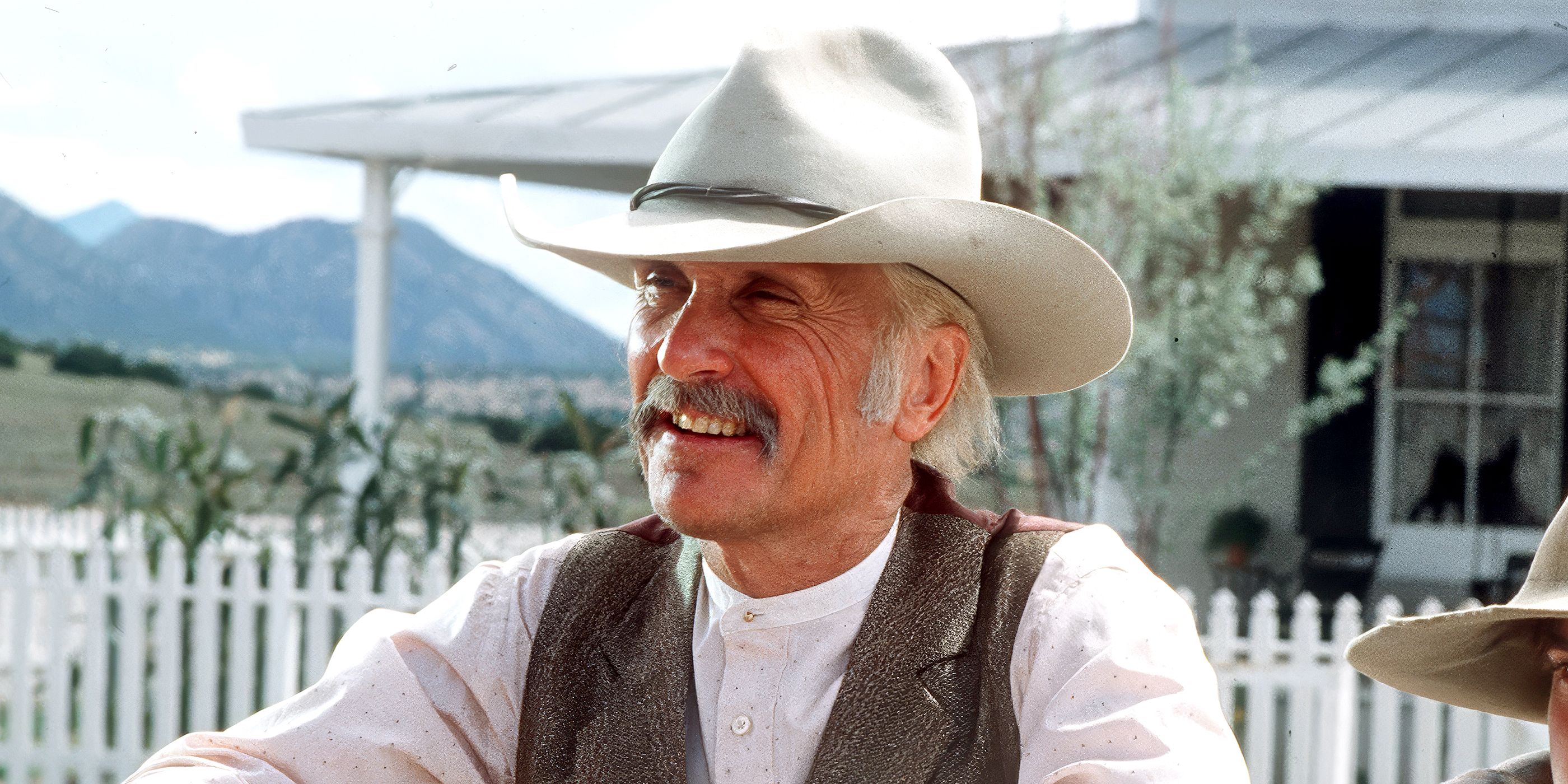 Robert Duvall’s 4-Part Epic Western Is the 10/10 Tribute You’re Looking For