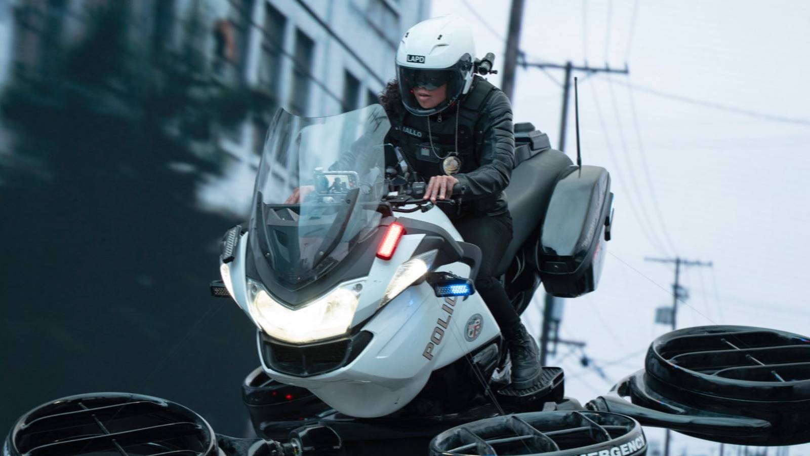 A hoverbike in 'Mercy'