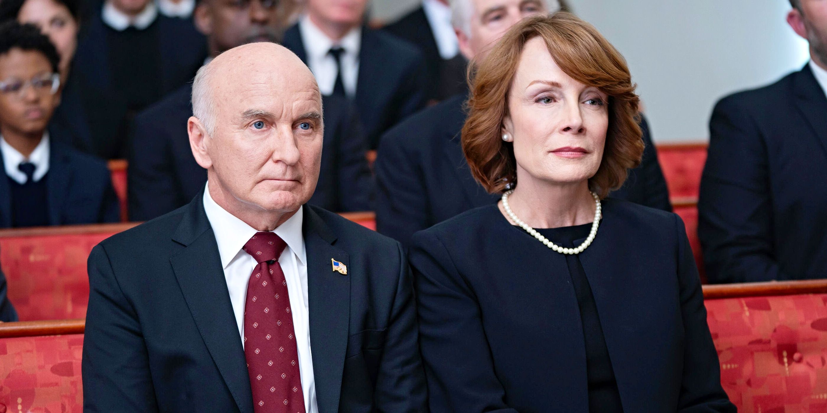 This Stephen King-Approved 2-Part Sci-Fi That Gets “Even Better” Is the Perfect Weekend Binge