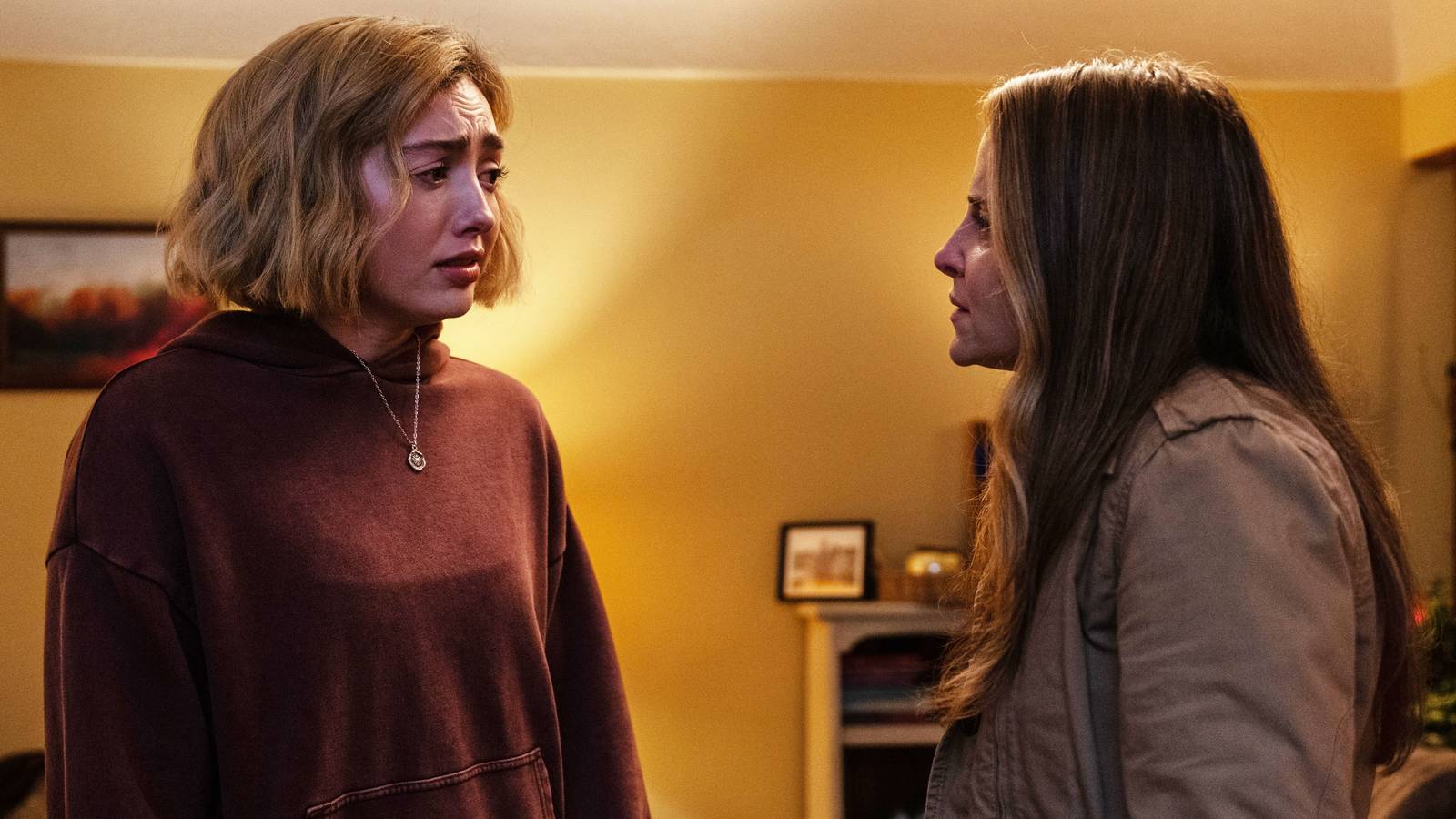Peyton List's Heartbreaking Warning: 'School Spirits' Season Finale Changes Everything for Maddie and Mom