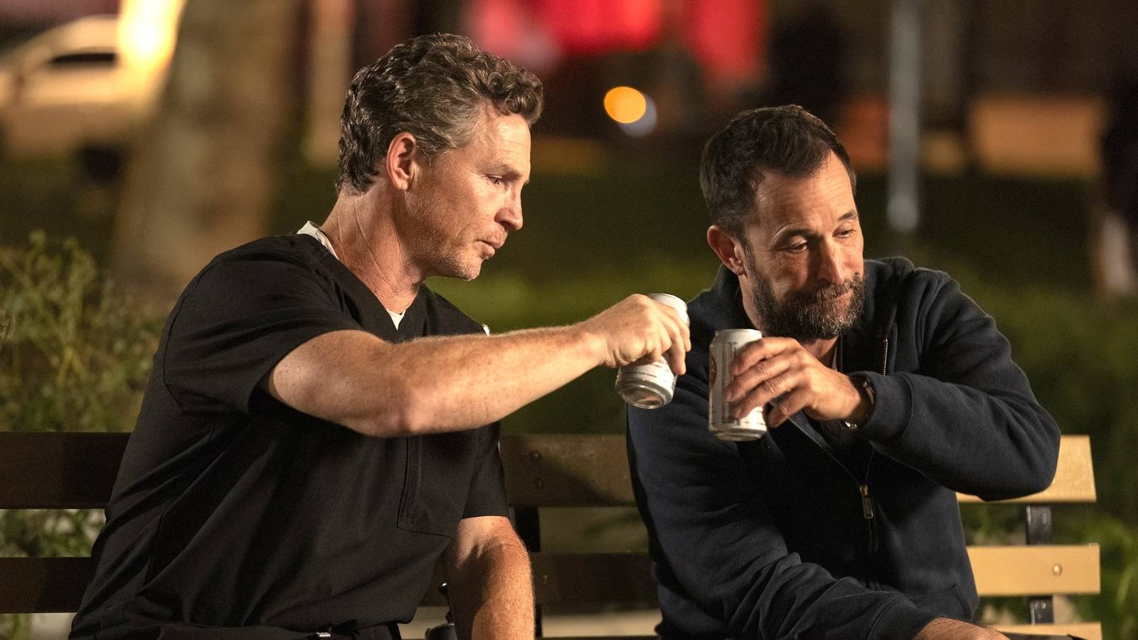 shawn-hatosy-noah-wyle-the-pitt-115