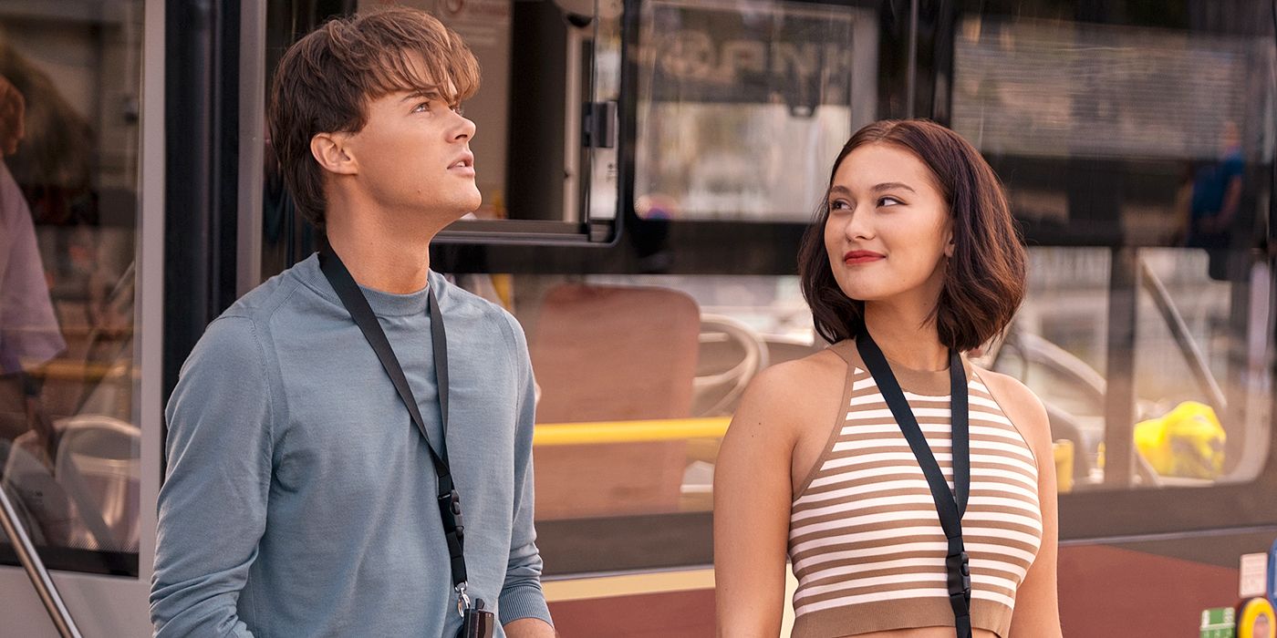 Lola Tung and Chris Briney in The Summer I Turned Pretty