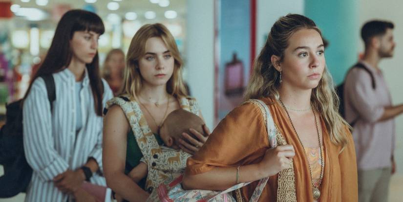 Clara Galle as Elena, Claudia Salas as Paula and Paula Usero as Cris in That Night.