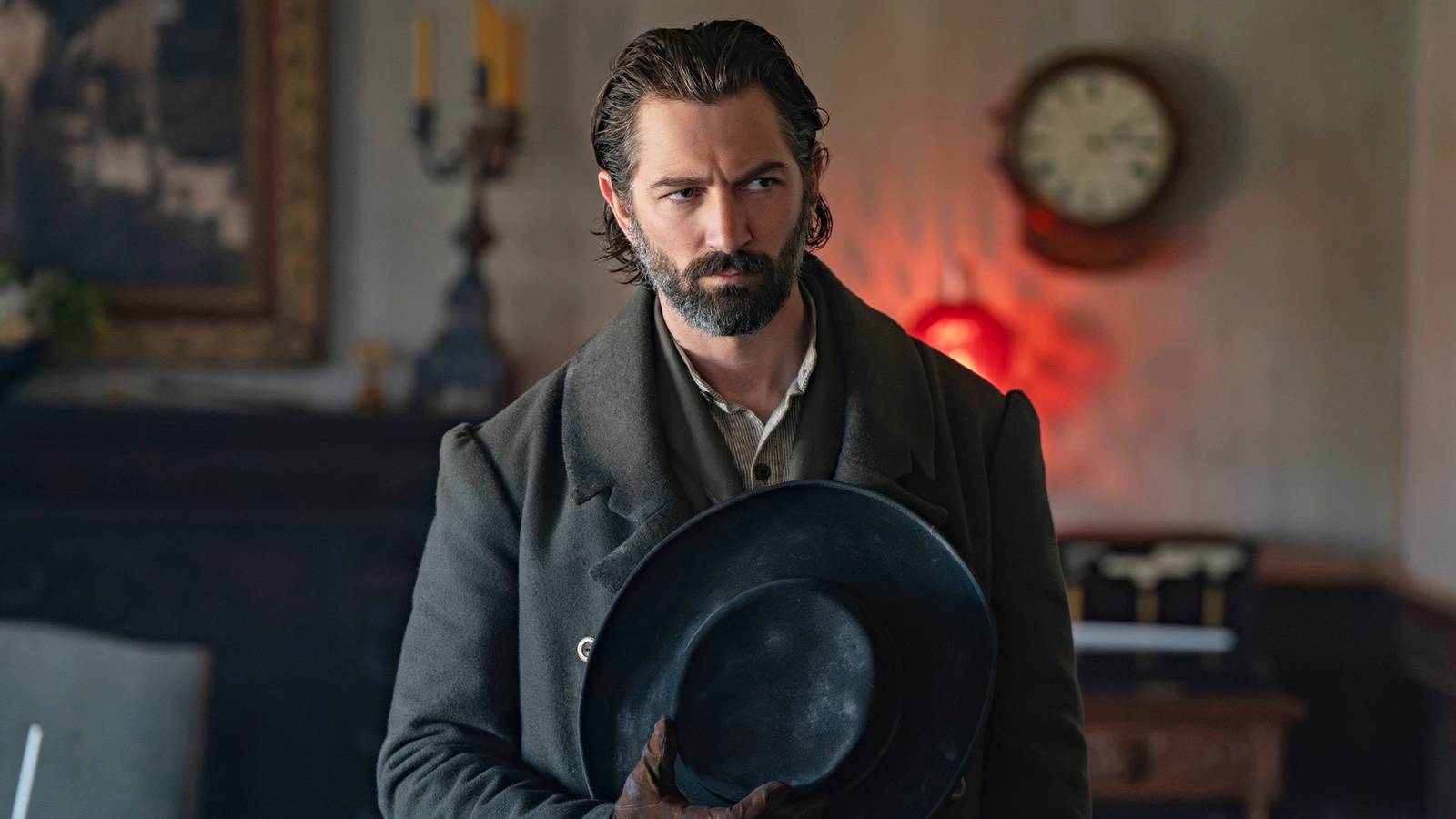 Michael Huisman in The Abandons