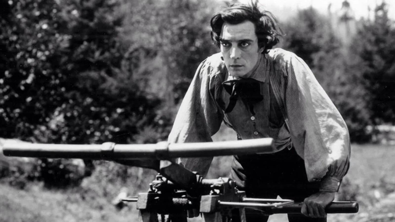 Buster Keaton in a handcar in The General