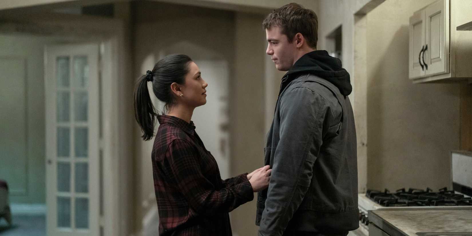 Luciane Buchanan as Rose Larkin and Gabriel Basso as Peter Sutherland in 'The Night Agent' Season 2.