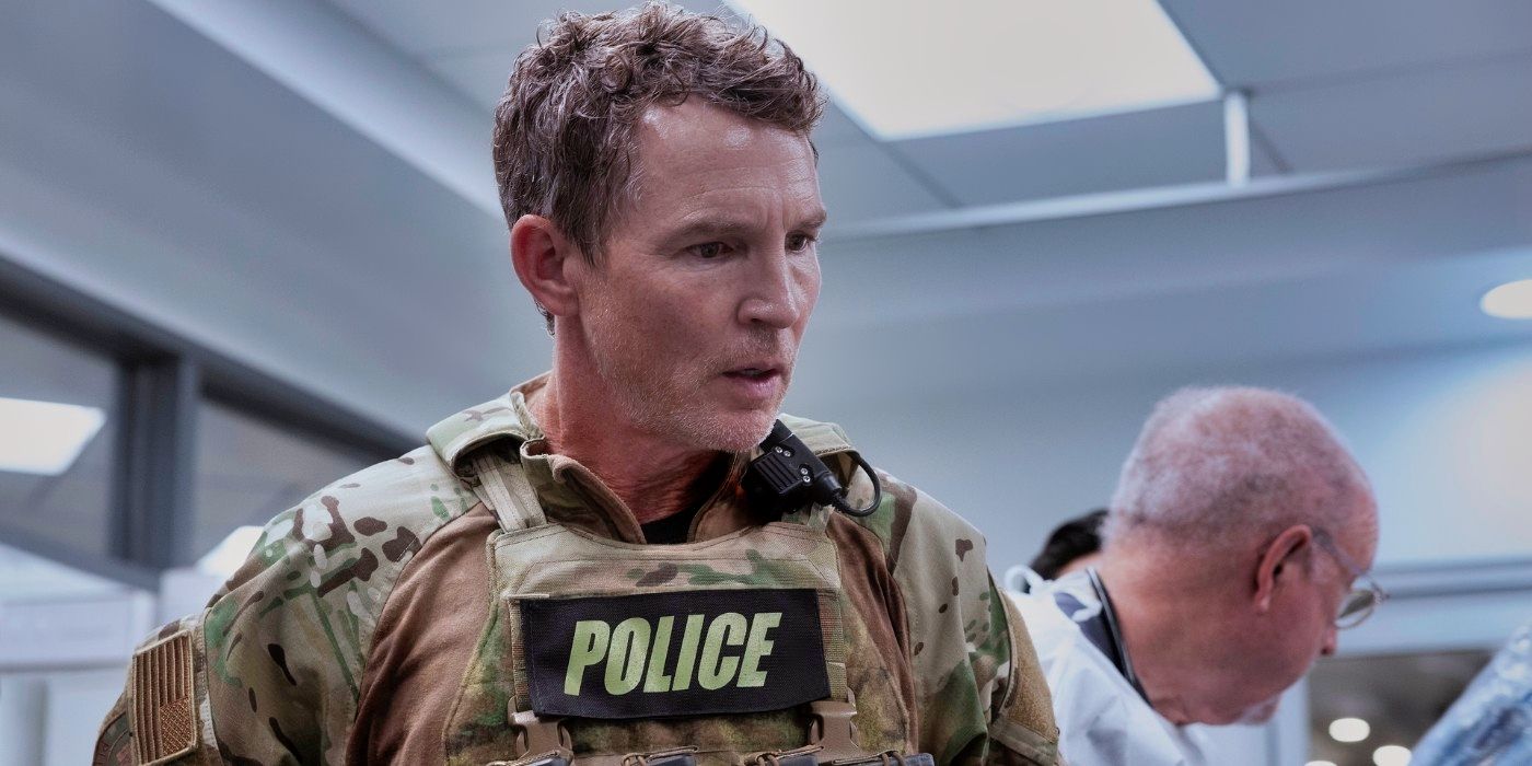 'The Pitt’s Shawn Hatosy Explains How Abbot’s “Unexpected” Arrival Shakes Up This Season
