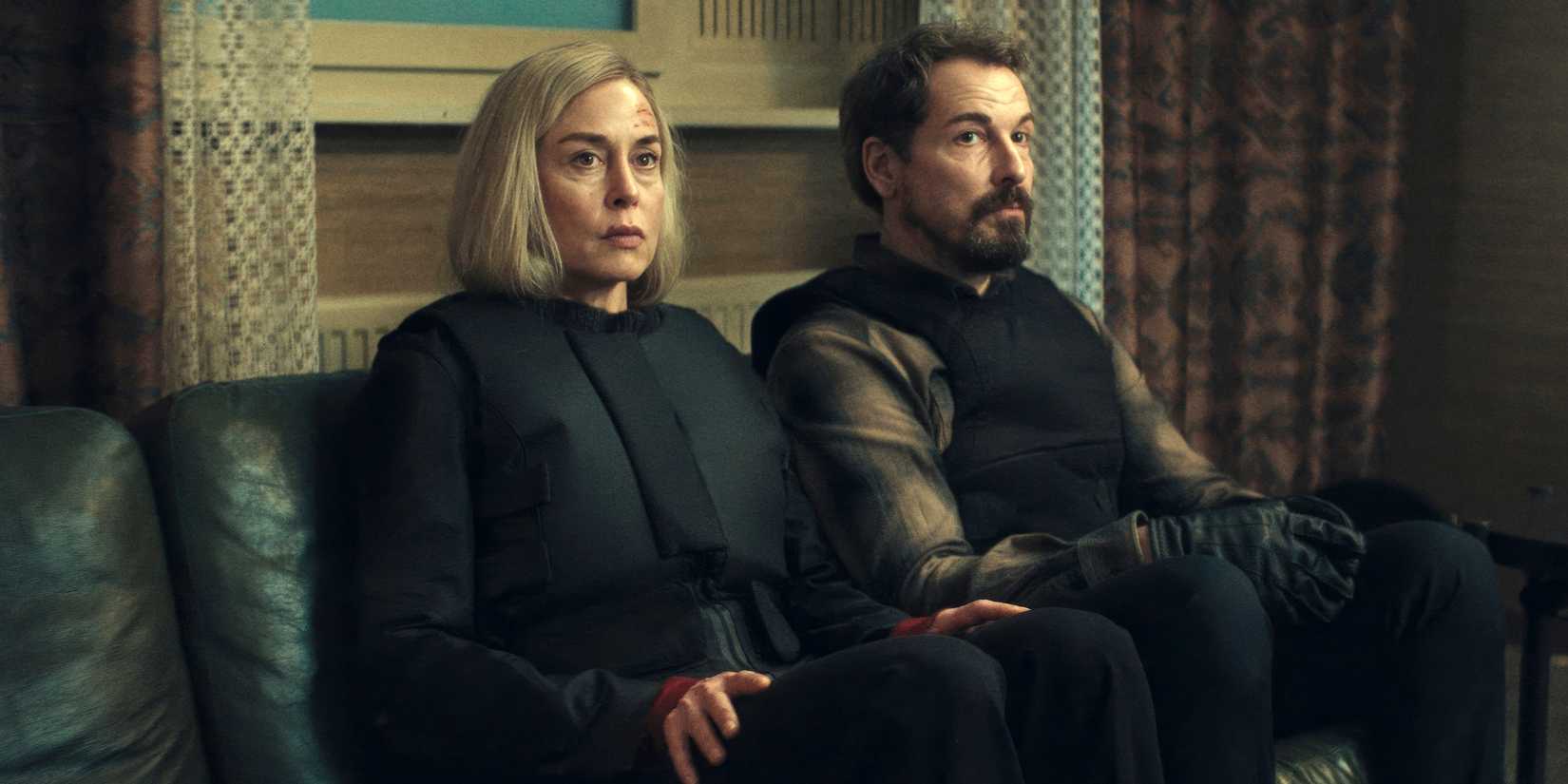 Susanne Wolff and Felix Kramer in Unfamiliar on Netflix