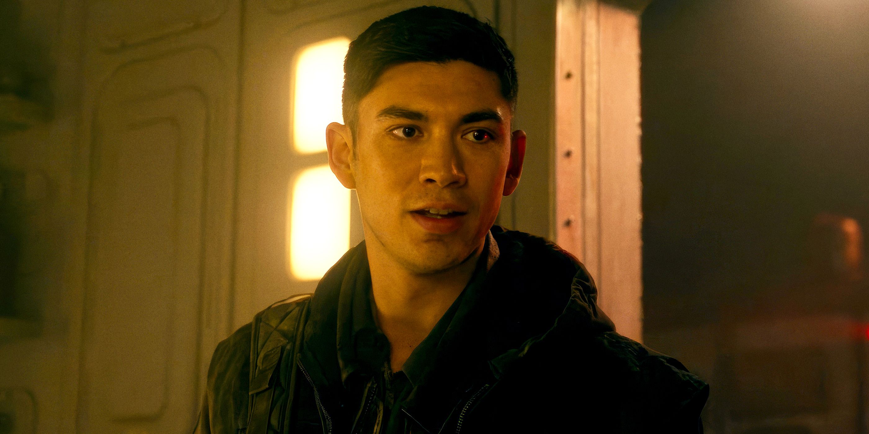 Ridley Scott’s Sci-Fi Horror Hit Crash-Lands on the Predator’s Turf This Month