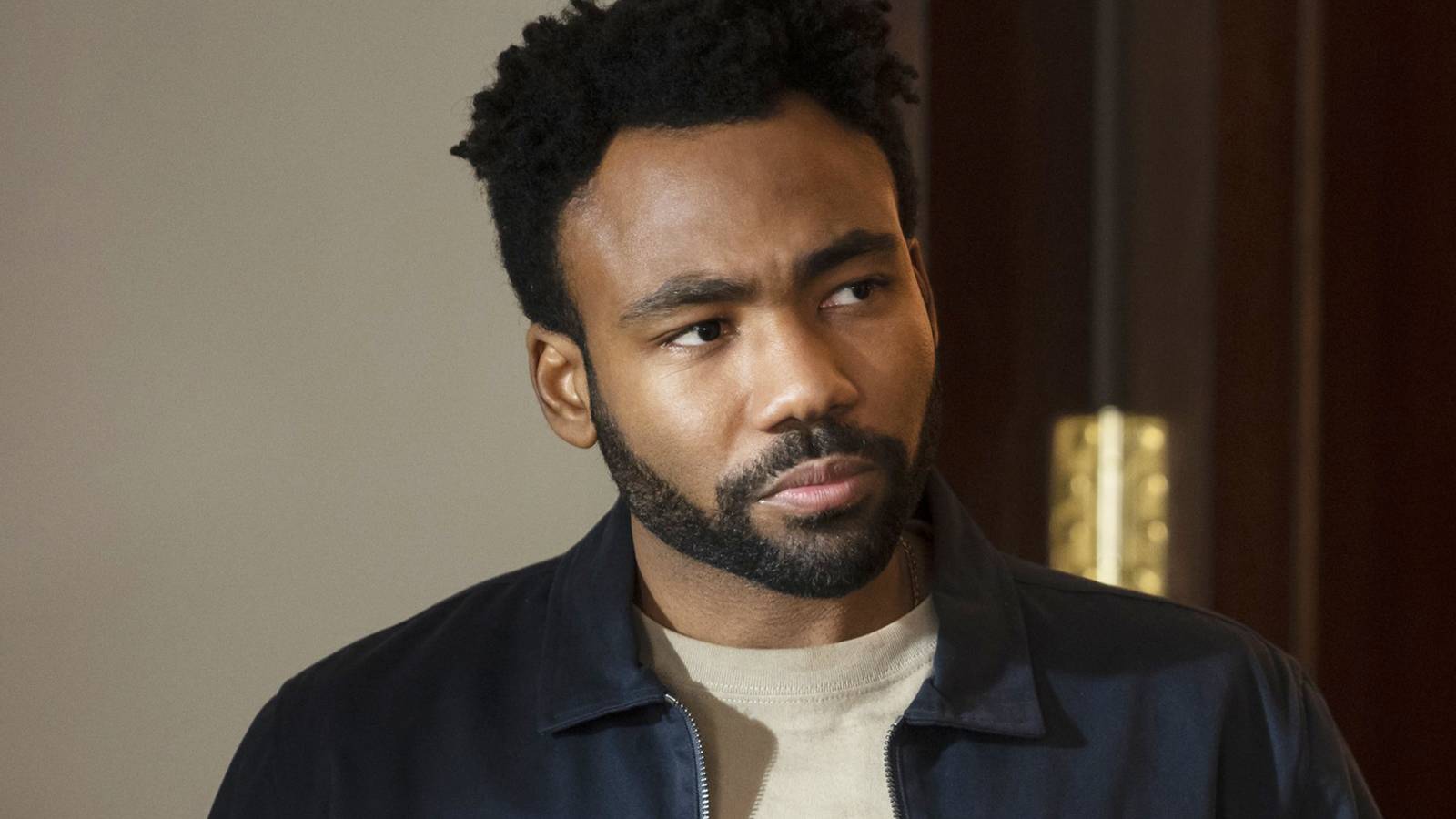 Hulu’s 4-Part Dark Comedy Sleeper Hit Is the Perfect Weekend Binge