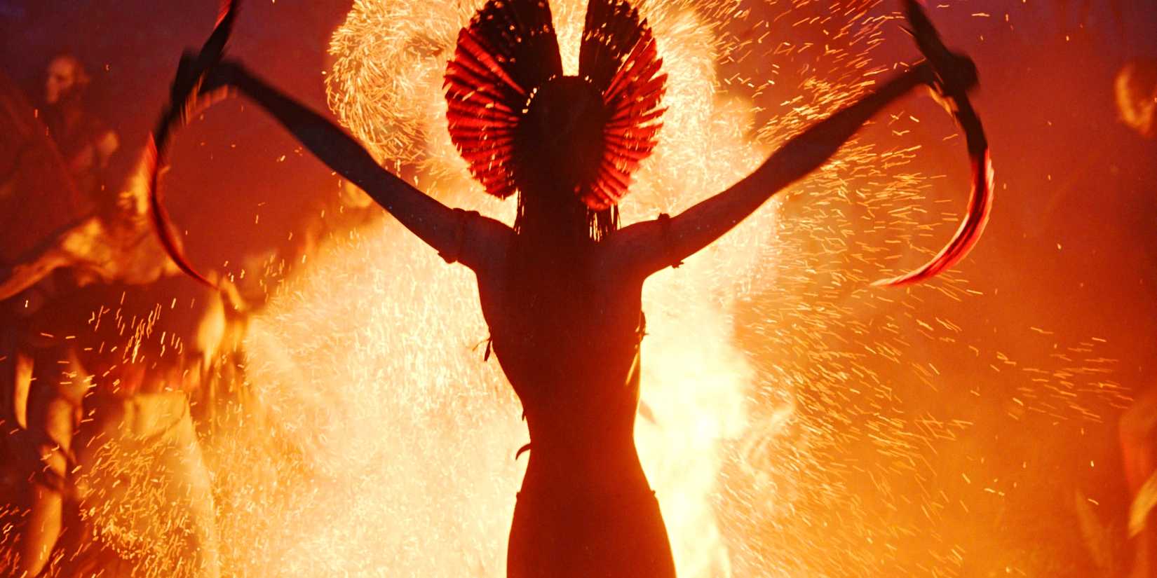 Oona Chaplin as Varang in Avatar: Fire and Ash