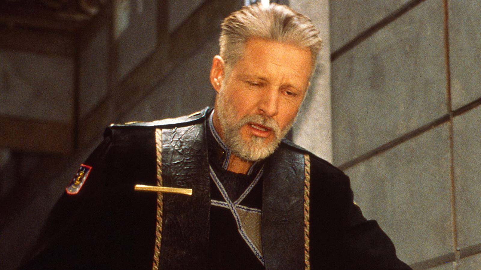 This 110-Episode Space Opera Combined Hard Sci-Fi With Tolkien-Level Worldbuilding