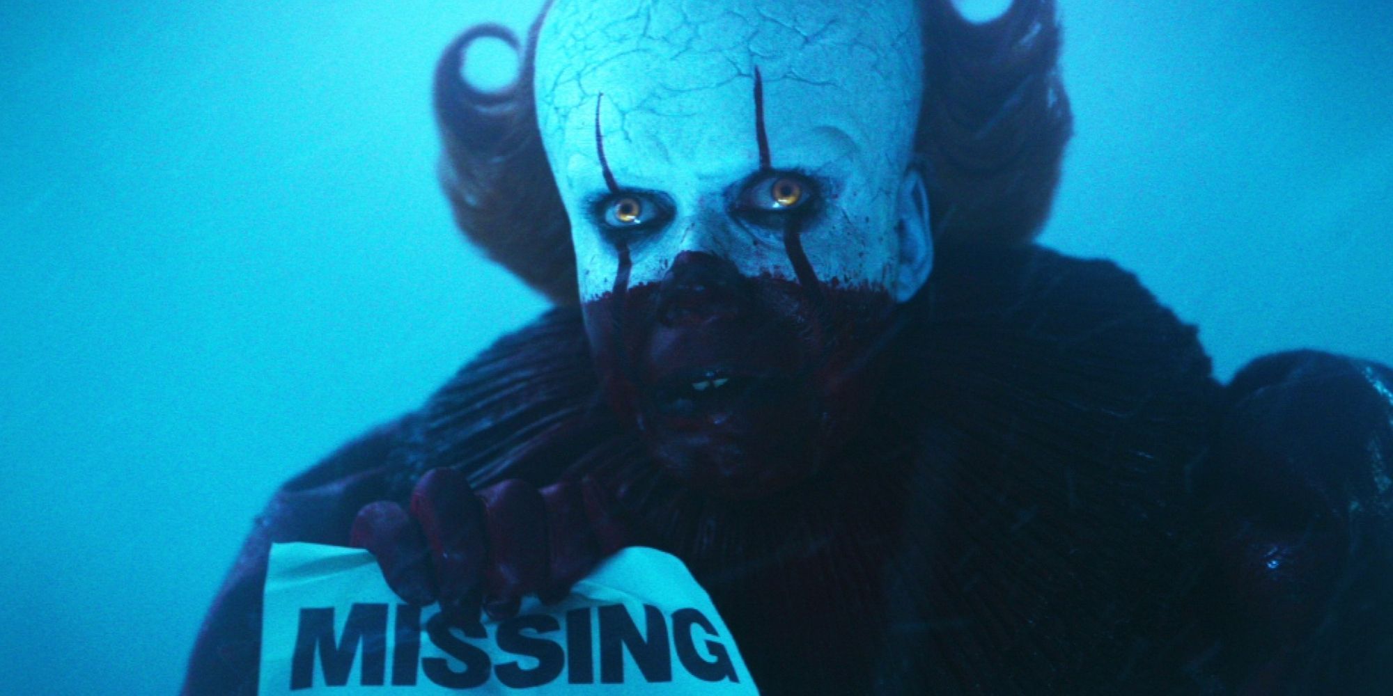 IT: WELCOME TO DERRY, Bill Skarsgard as Pennywise, 'Winter Fire', (Season 1, ep. 108, aired Dec. 14, 2025). photo: ©HBO / Courtesy Everett Collection