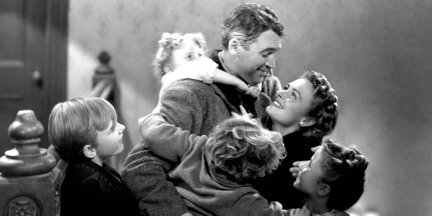 It's-a-Wonderful-Life-James-Stewart-Donna-Reed-Carol-Coombs-Karolyn-Grimes-Jimmy-Hawkins-Larry-Simms (1)