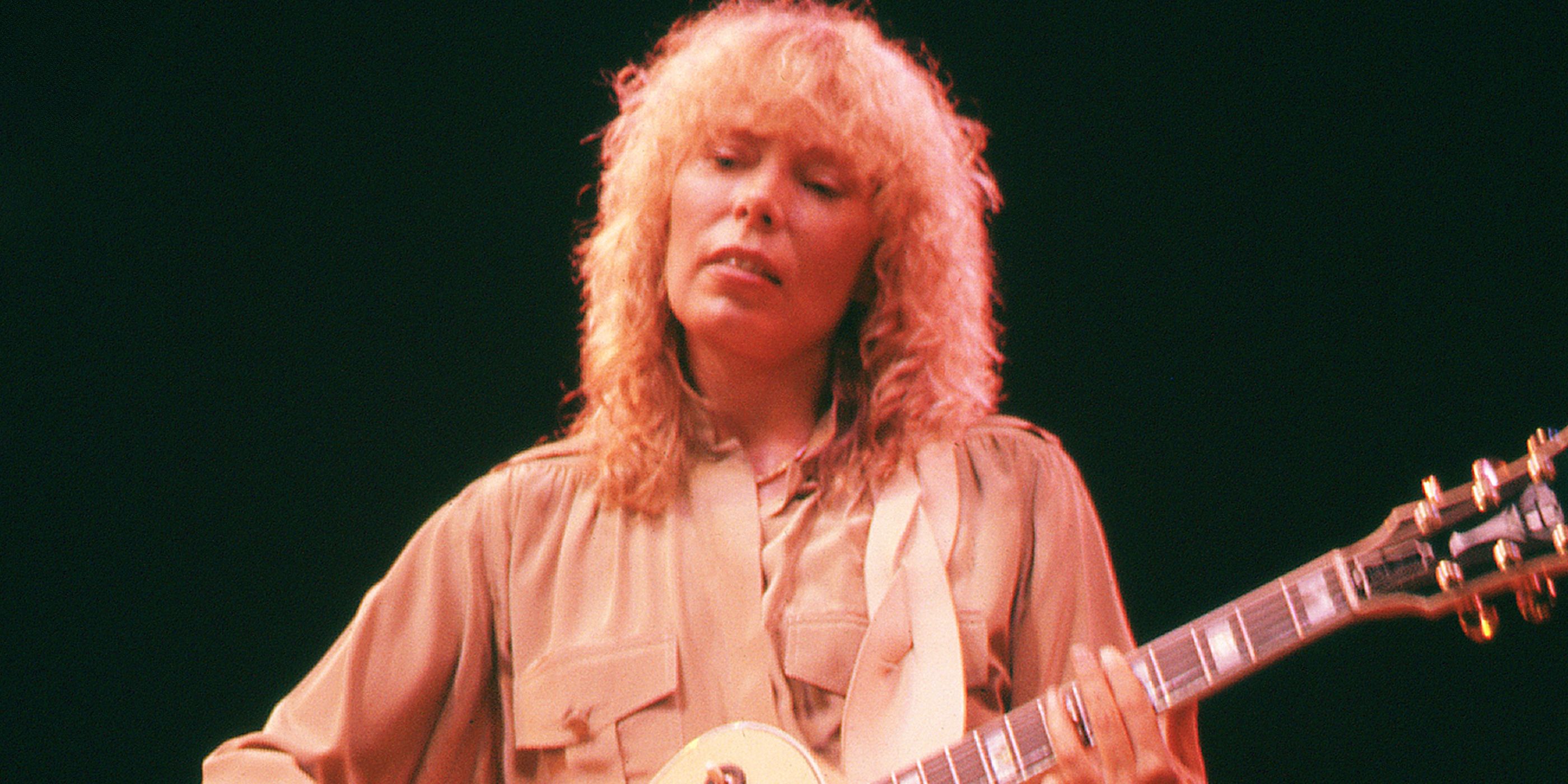 1971 Joni Mitchell Classic Love Song Ranked as a Standout Track From One of the Greatest Albums of All-Time