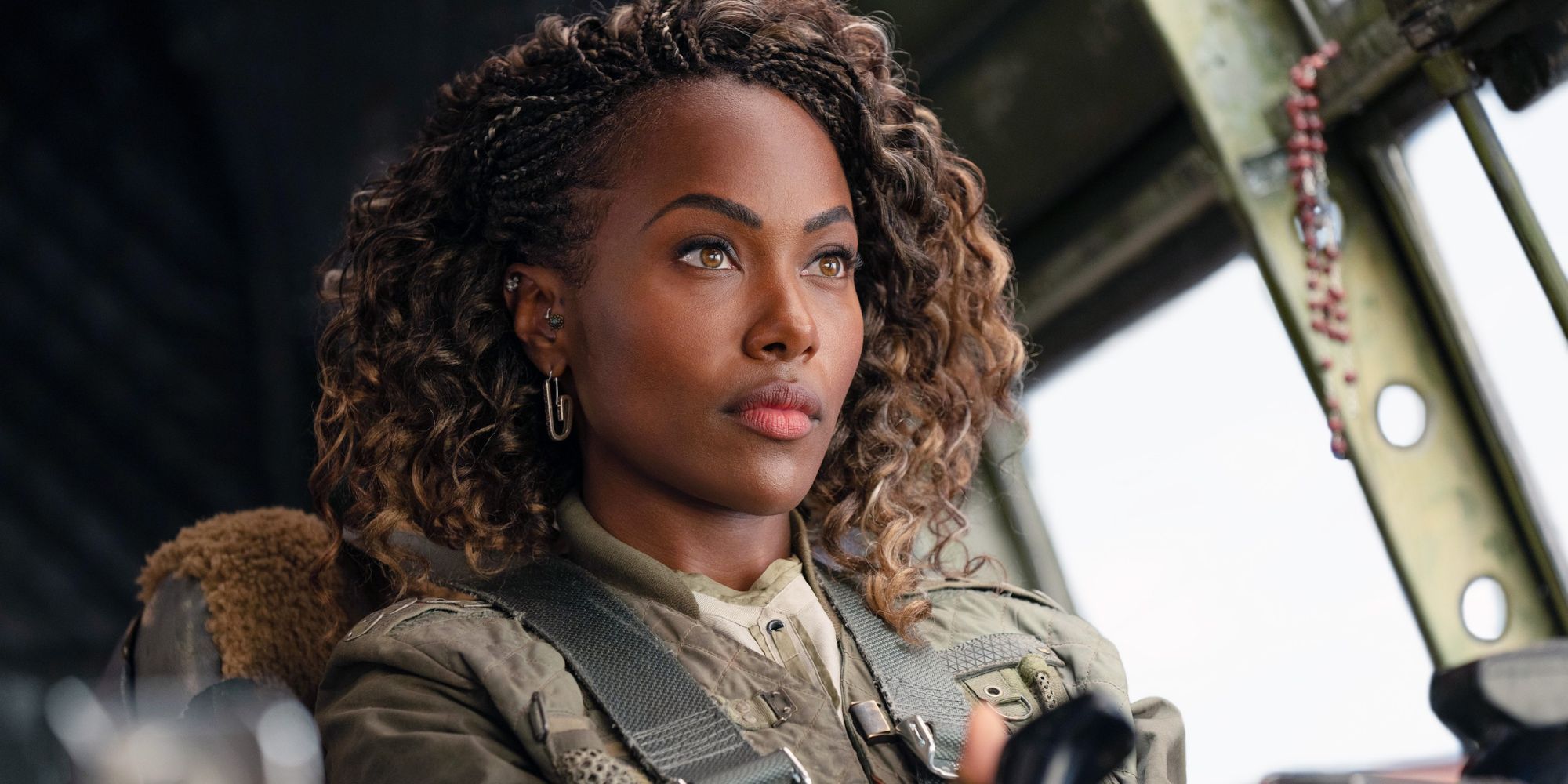 Netflix's Divisive $4.9 Billion Sci-Fi Franchise Is the Perfect Weekend Binge