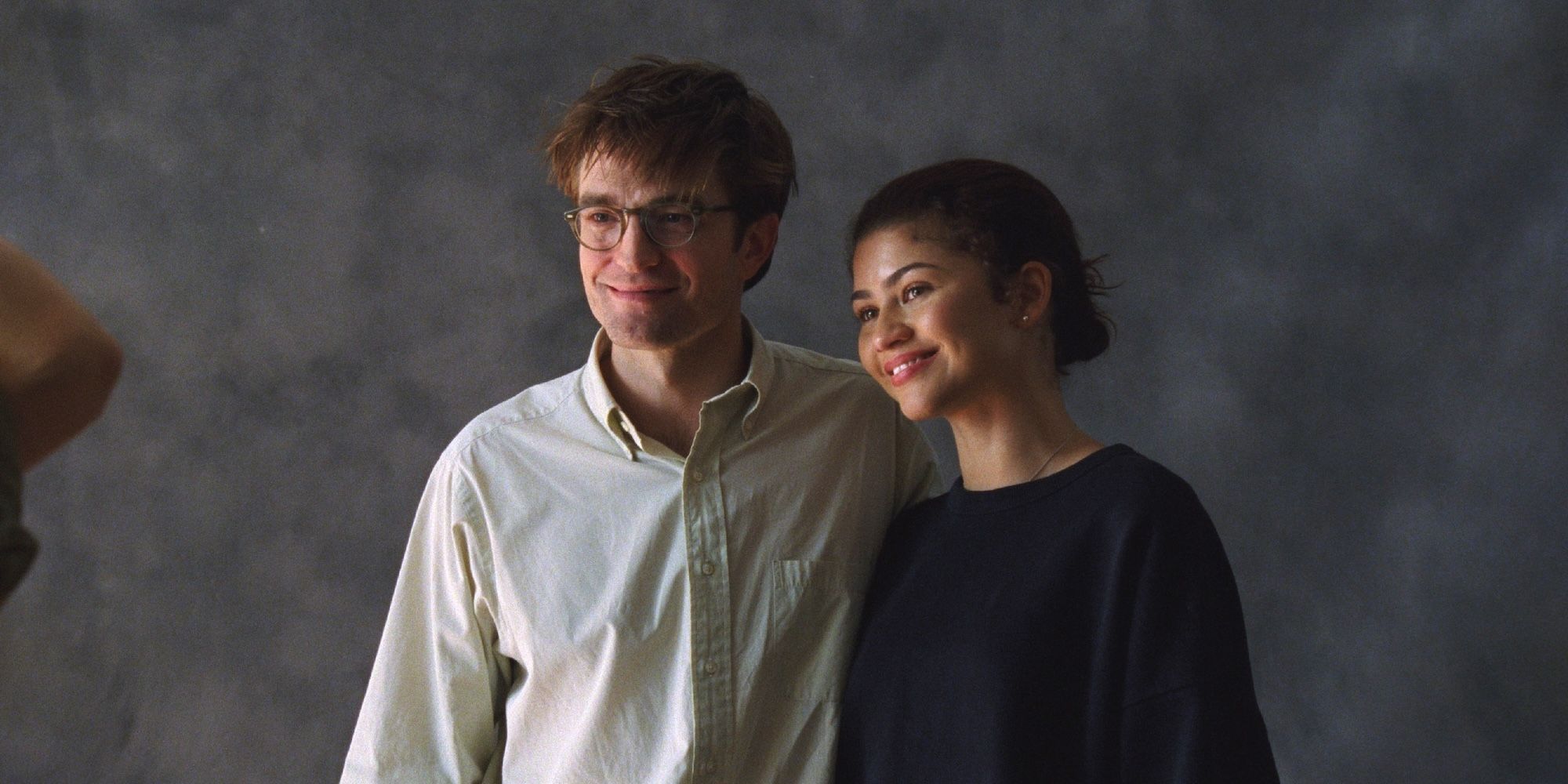 'The Drama' Review: Zendaya and Robert Pattinson Cordially Invite You to the Cringiest Wedding of the Year