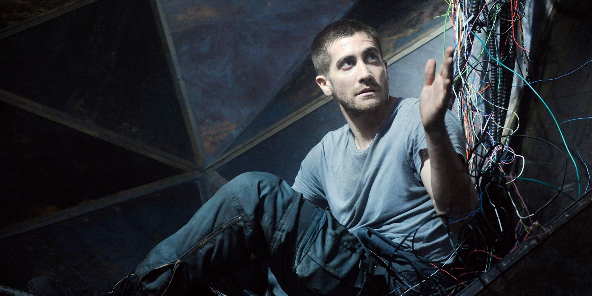 mcdsoco_ec005 Prime Video Officially Drops Jake Gyllenhaal's Genre-Defining Sci-Fi Thriller