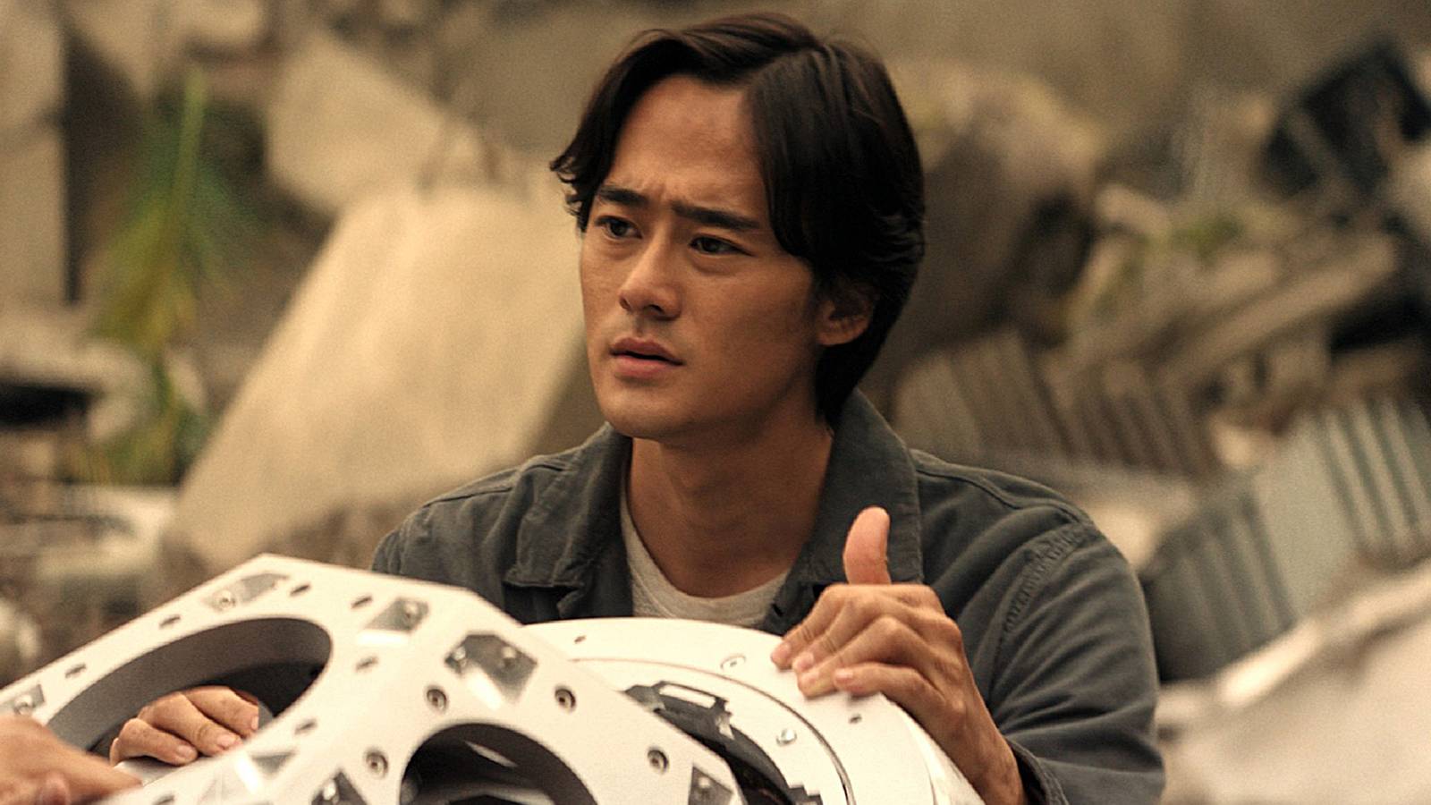 Apple TV's 2-Part Sci-Fi Blockbuster Is Officially Taking Over the World