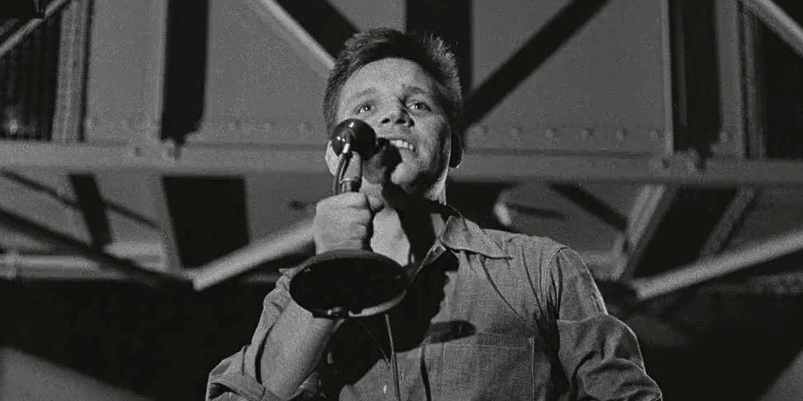 Neville Brand in Riot in Cell Block 11 (1954)