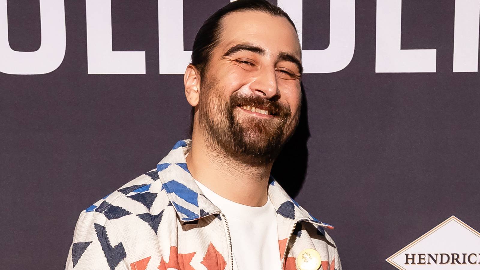 Noah Kahan's Career Soars After Receiving Game-Changing Advice from Folk Legend!