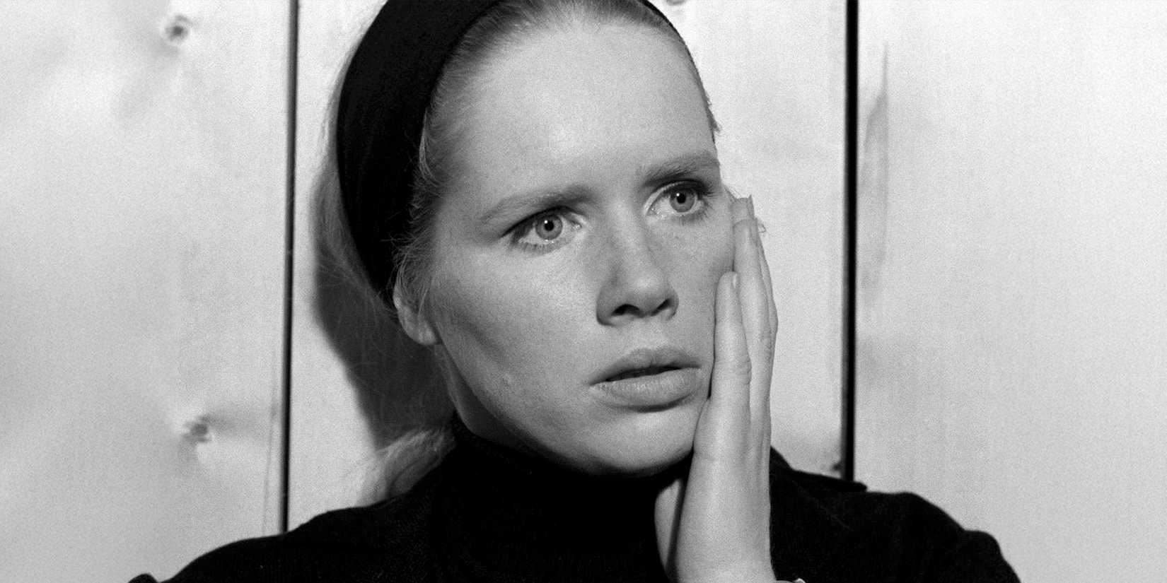 Persona, Liv Ullmann as Alma, confused with hand to face 