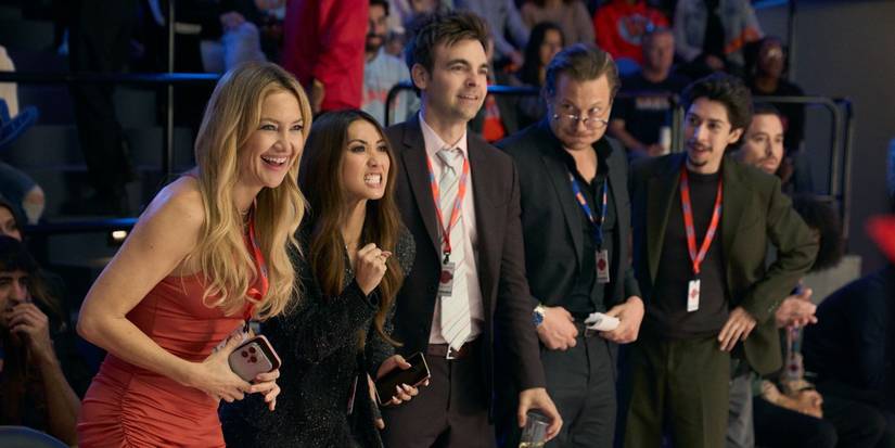 Kate Hudson, Brenda Song, Drew Tarvey, Scott MacArthur and Fabrizio Guido in Running Point.
