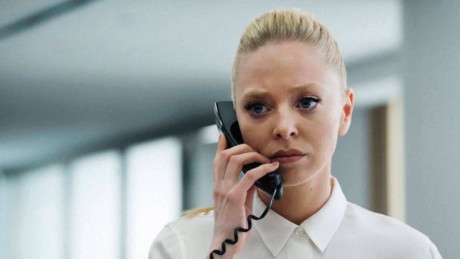 The Best Cyberpunk Sci-Fi Series Ever Made Is Still a Streaming Titan 6 Years Later