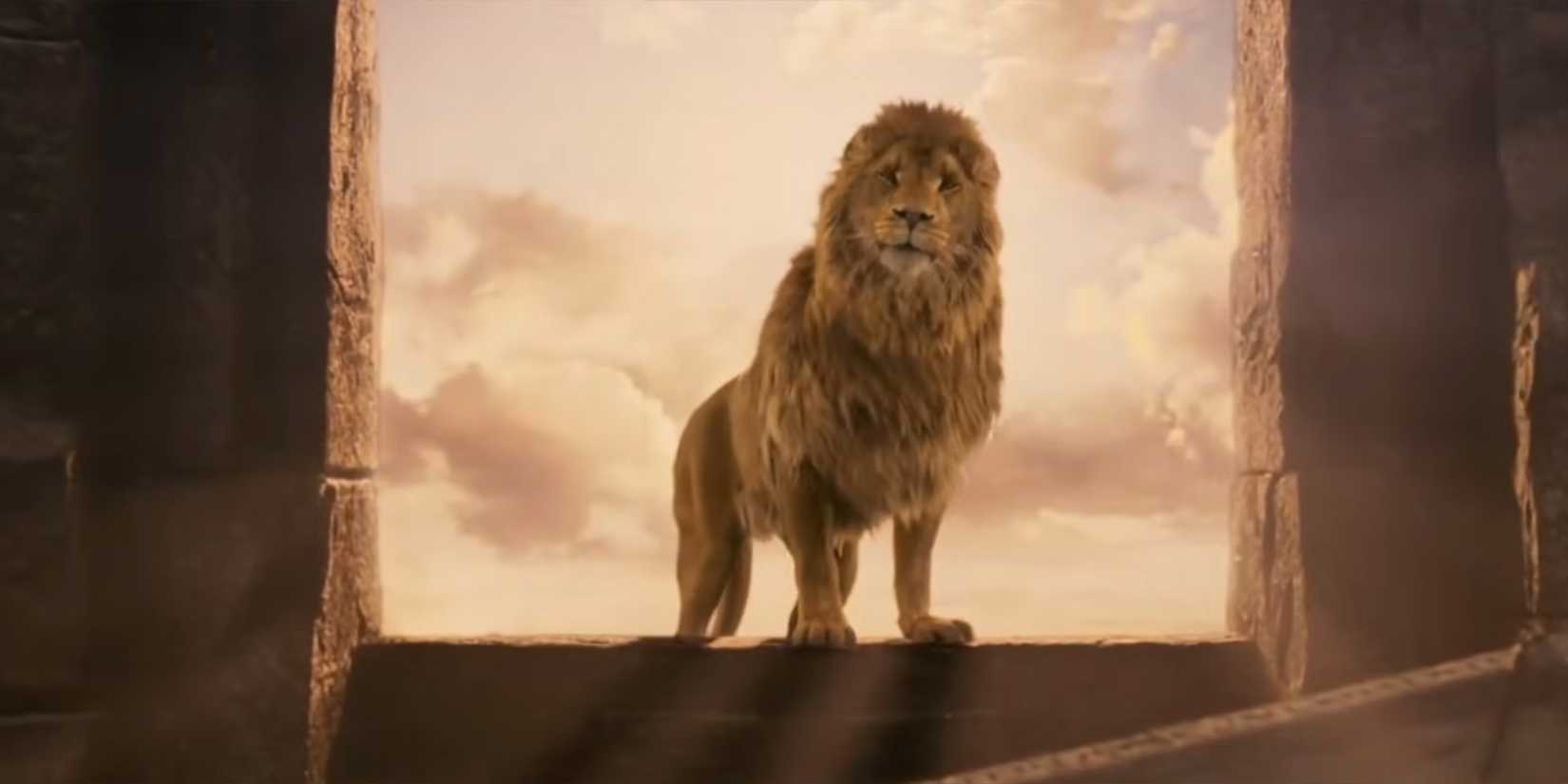 Aslan (Liam Neeson) is resurrected in 'The Chronicles of Narnia: The Lion, the Witch and the Wardrobe'