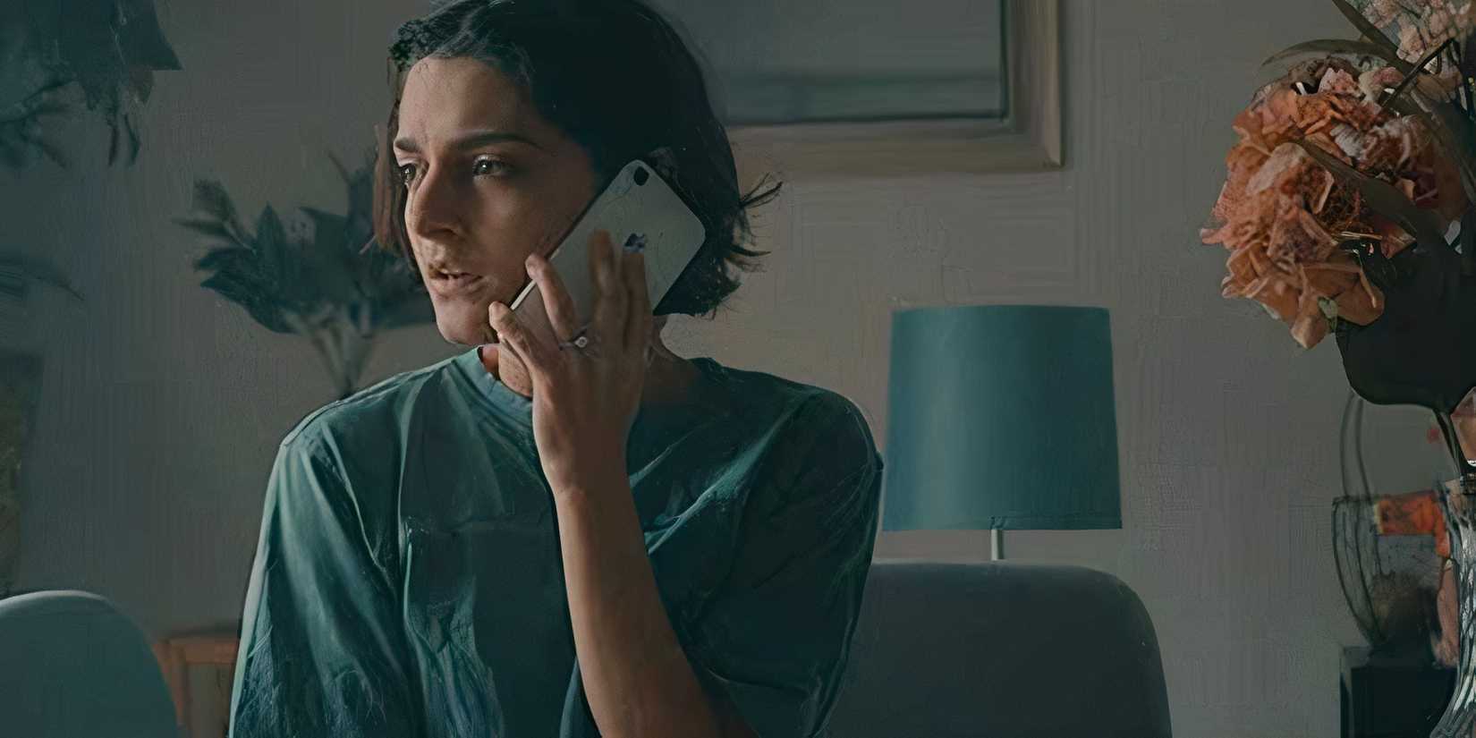 Ariella Mastroianni talks on the phone in 'The Retreat'