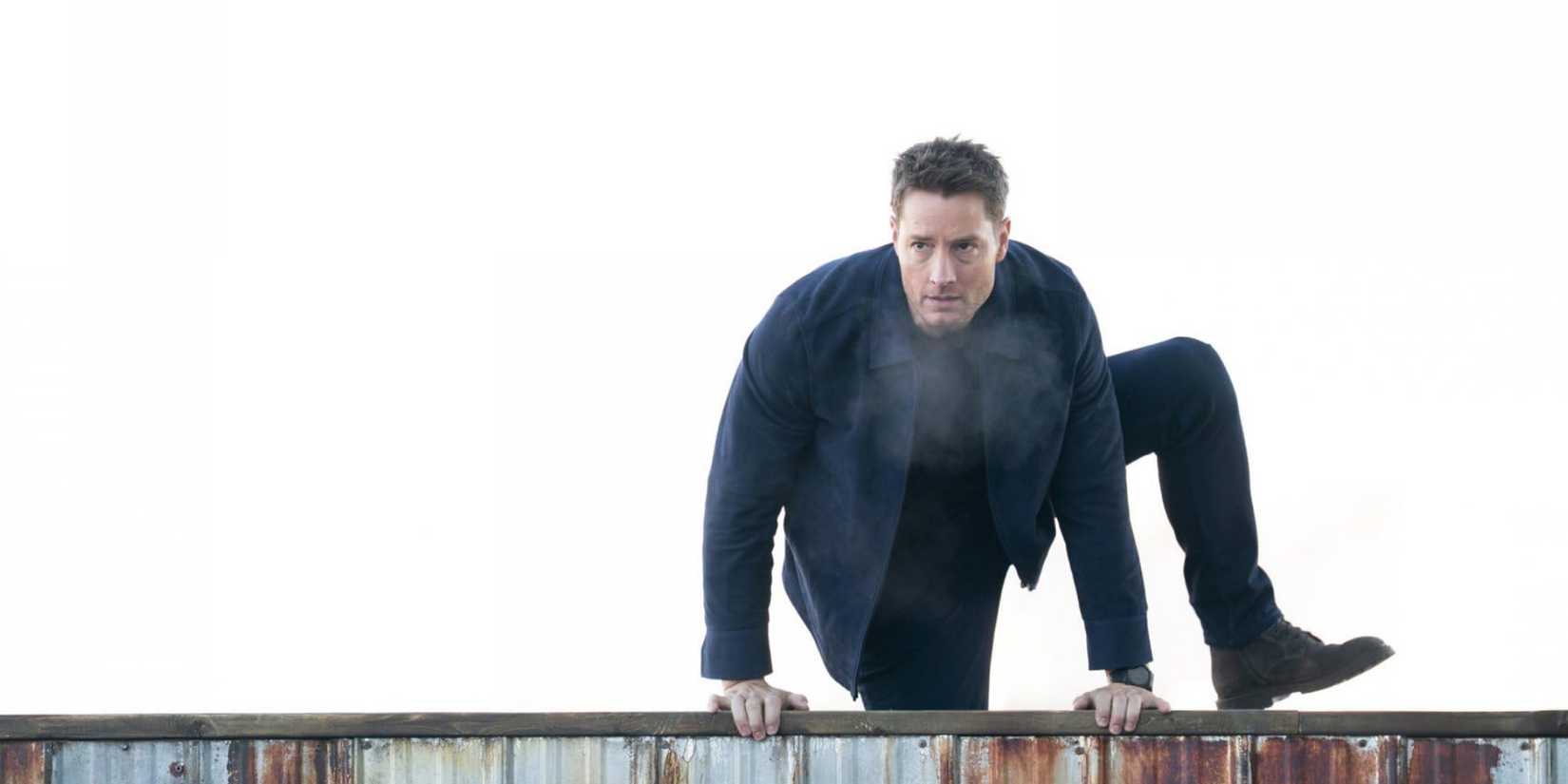 Colter Shaw (Justin Hartley) scales a wall in the 'Tracker' episode "No Good Deed"