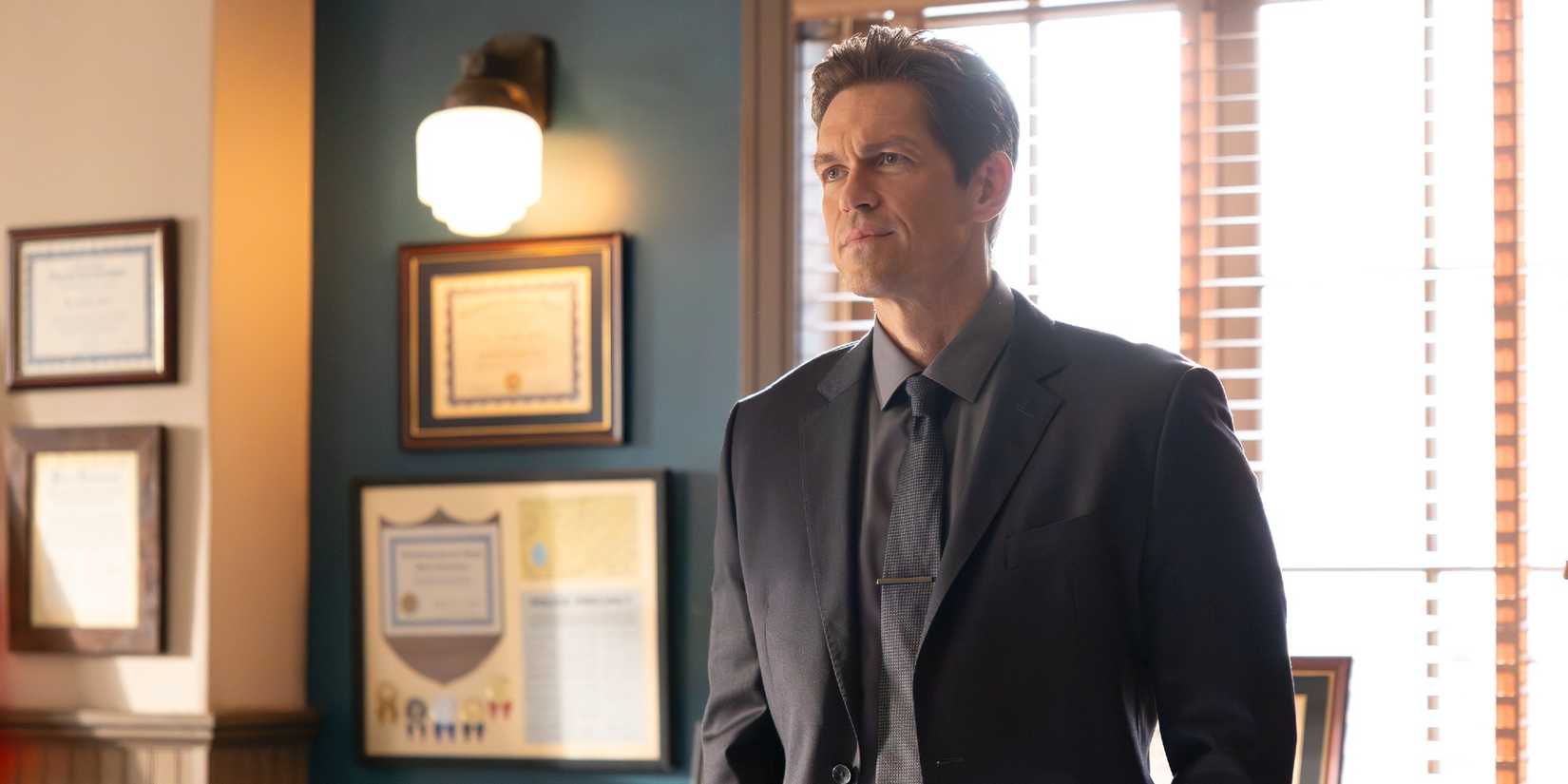 Steve Howey as Nick Wagner in High Potential Season 2