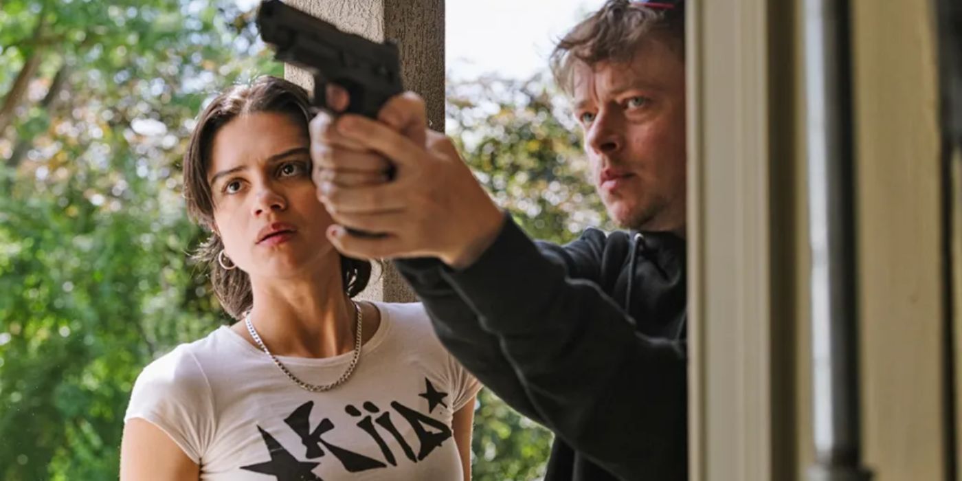 Sarah (Sasha Calle) and Cole (Dane DeHaan) in 'Wardriver'