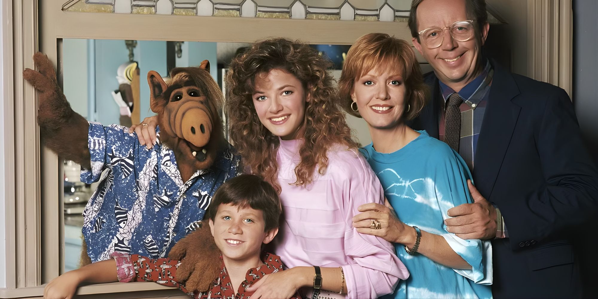 The Greatest Sci-Fi Sitcom Ever Made Needs a Reboot 40 Years Later