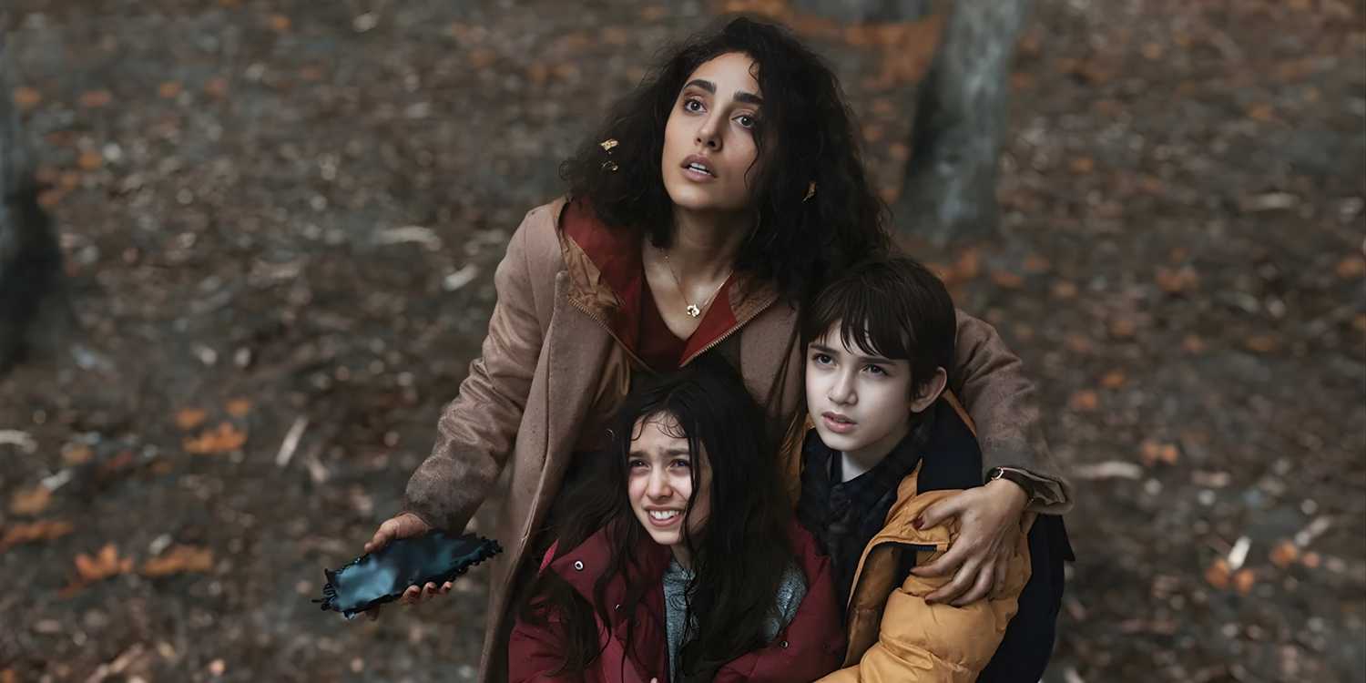 Aneesha (Golshifteh Farahani), Luke (Azhy Robertson) and Sarah Malik (Tara Moayedi) look up in Invasion.
