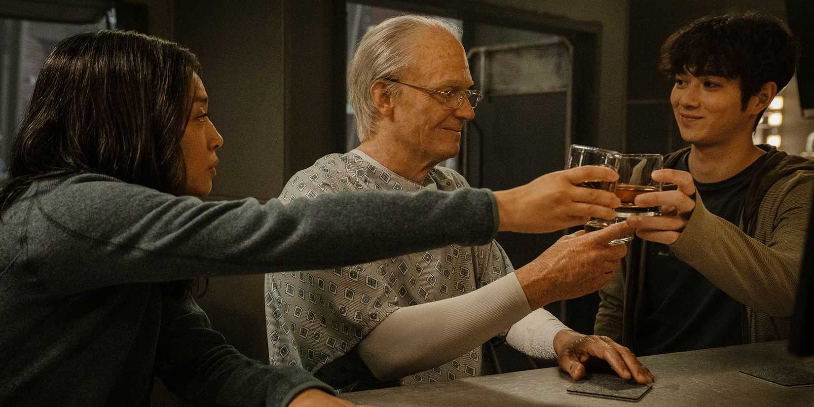 Cynthy Wu, Joel Kinnaman, and Sean Kaufman in For All Mankind